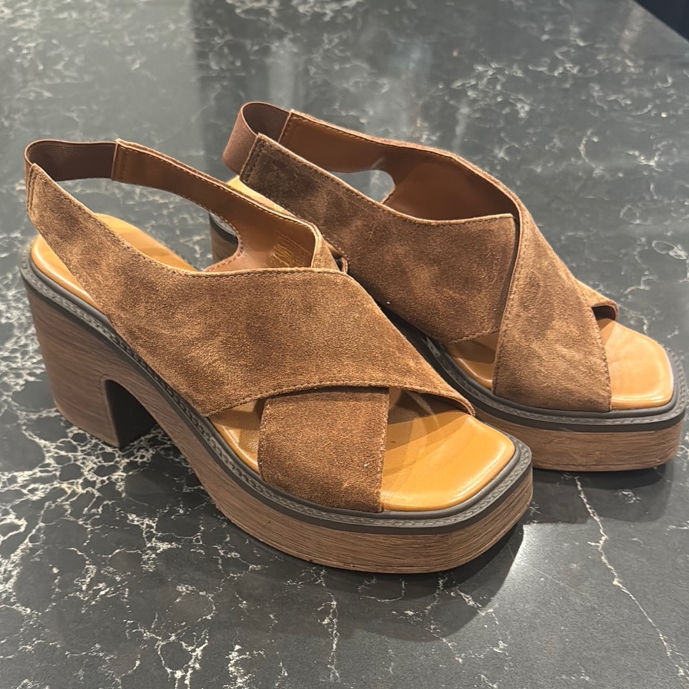 Brown Platform Shoes with Suede Finish